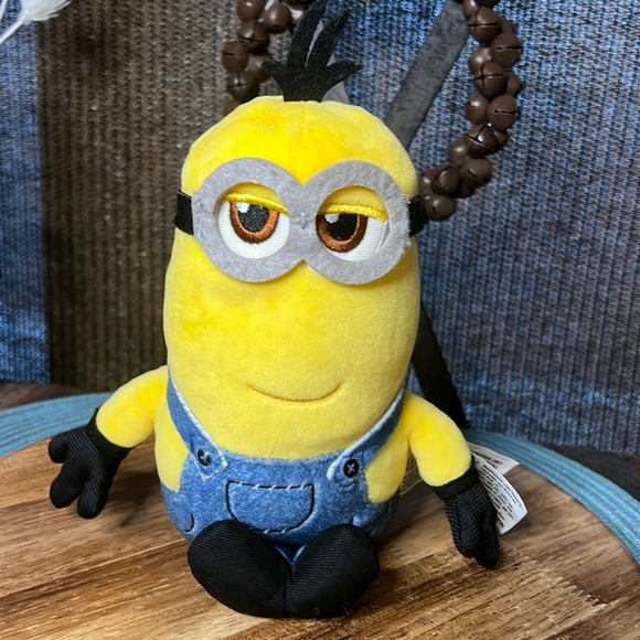 ✨Minions The Rise of Gru- Bean Plush Illumination Presents ✨ Buttery soft - Picture 1 of 12